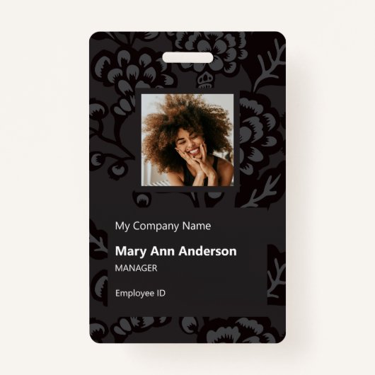 灰色と黒と鮮やか花はっきりした柄 バッジ (正面)