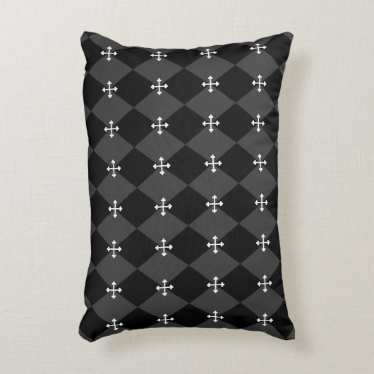 灰色と黒のハーレキンデザインとゴシック十字架 アクセントクッション (正面(垂直))
