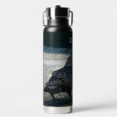 灰色と黒の色合いのアーバンカラス ウォーターボトル (正面)