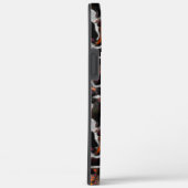 灰色に風変わり刻まれたサンゴの組織に赤く染まった Case-Mate iPhoneケース (裏面 / 右)