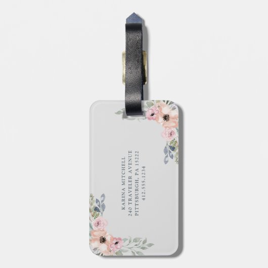 灰色のかわいらしいピンクの水彩画の花柄そしてモノグラム ラゲッジタグ (裏面縦)