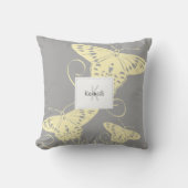 灰色のかわいらしパターンに蝶の黄色 クッション (正面)