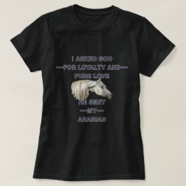 灰色のアラブ馬 Tシャツ