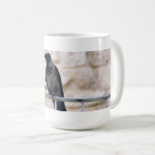 灰色のカラスのマグ コーヒーマグカップ (正面右)