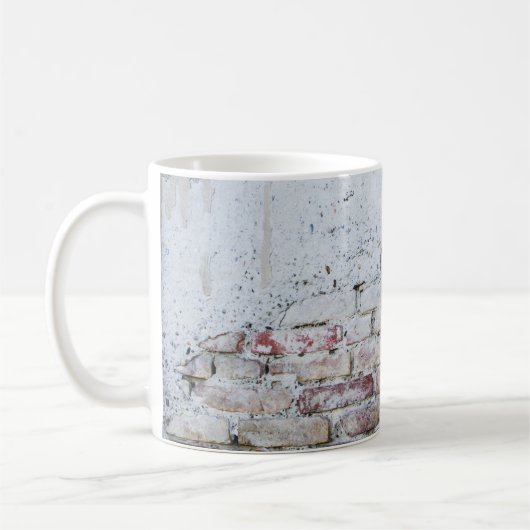灰色のコンクリートレンガ壁 コーヒーマグカップ (左)