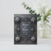 灰色のゴシック色の白いバラ日付保存 案内ポストカード (スタンド正面)