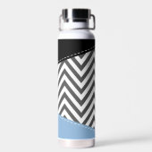 灰色のジグザグ、灰色のシェブロン、ジグザグのパターン、青 ウォーターボトル (背面)
