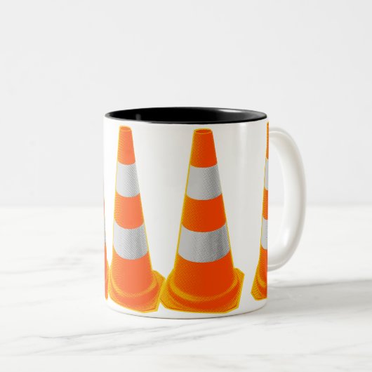 灰色のストライプが付いている交通円錐形 ツートーンマグカップ (正面右)