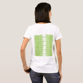 灰色のセーターと眼鏡を着た女性が座っている Tシャツ (裏面フル)