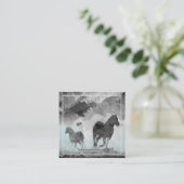 灰色のティール(緑がかった色)の水色の馬 スクエア名刺 (スタンド正面)