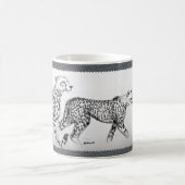 灰色のフェイクな革のチータ コーヒーマグカップ (中央)