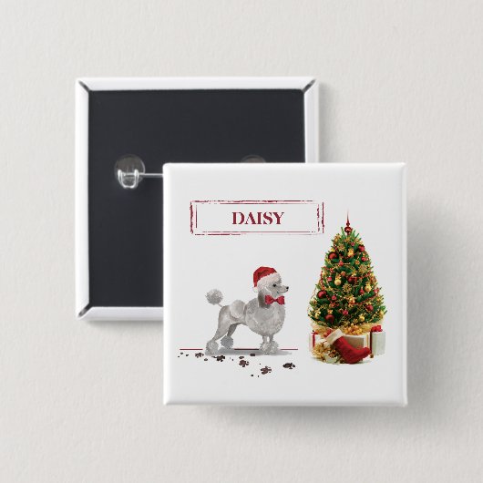 灰色のプードルおもしろいクリスマスドッグと木 缶バッジ (正面&裏面)