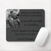 灰色のマウスのパッドBonhoeffer SilenceintheFaceofEvil マウスパッド (マウス)