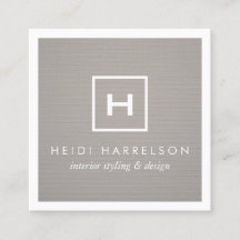 灰色のリネン/ホワイトにボックスのロゴ縁どモノグラム