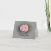 灰色のヴィネットを持つピンクのバラ カード (正面)