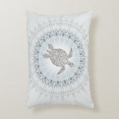 「灰色の亀の光」 |亀と曼荼羅 アクセントクッション (正面(垂直))