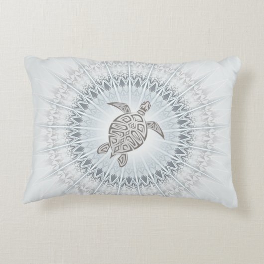 「灰色の亀の光」 |亀と曼荼羅 アクセントクッション (裏面)