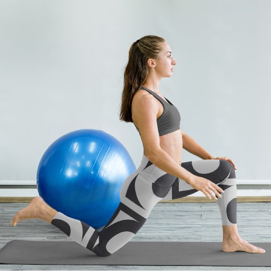 灰色の円 カプリレギンス