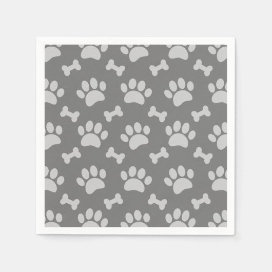 灰色の前足と骨のパターン スタンダードカクテルナプキン (正面)