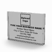 灰色の四角形フォトブロック上のビジネスブランド フォトブロック (右)