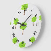 灰色の夏の木 ラージ壁時計 (傾斜)