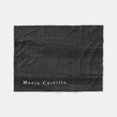 灰色の木の背景のミニマルモダンリスト名 フリースブランケット (正面(横))