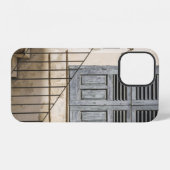 灰色の木製の窓 iPhoneケース (裏面横)
