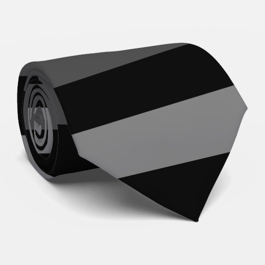 灰色の横のストライプのタイの黒そして陰 ネクタイ (ロール)
