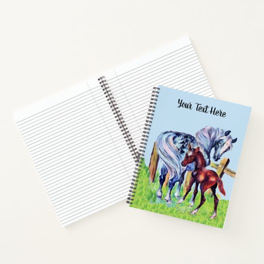 灰色の母馬と茶色のベビー子馬芝生フェンス ノートブック (内部)