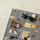 灰色の犬のパターン ビーチタオル (インサイチュ)