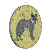 灰色の狼とパイプカートゥーンイラストレーション ダーツボード (正面左)