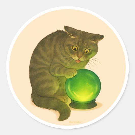 灰色の短毛種の猫と緑の水晶のボール ラウンドシール (正面)