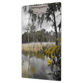 灰色の空の下の反射 クリップボード (左)