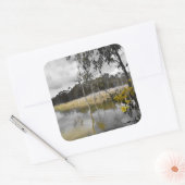 灰色の空の下の反射 スクエアシール (封筒)