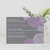 灰色の紫色のモダンな花のベビーシャワーの招待状 招待状 (スタンド正面)