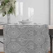 灰色の繊維織物のタコの種パターン(の模様が)ある ショートテーブルランナー