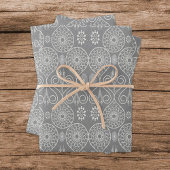 灰色の繊維織物のタコの種パターン（の模様が）ある ラッピングペーパーシート