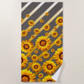 灰色の美しい黄色の花、金ゴールドストライプ ビーチタオル (正面)