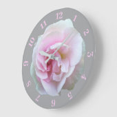 灰色の背景にピンクのバラ大きな時計 ラージ壁時計 (傾斜)