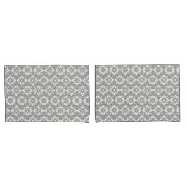 灰色の背景に白い花の繰り返しパターン 枕カバー