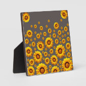 灰色の背景に美しい黄色の花 フォトプラーク (正面)