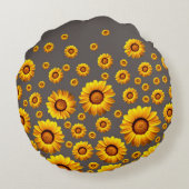 灰色の背景に美しい黄色の花 ラウンドクッション (裏面)
