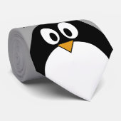 灰色の背景を持つかわいい漫画のペンギン ネクタイ (ロール)