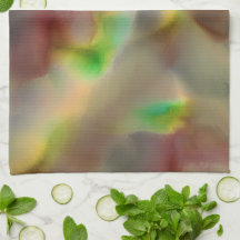 灰色の色合いに赤とライムグリーンのガラスの外観