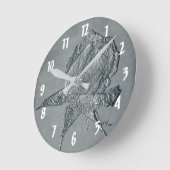 灰色の花のバラを彫り込む ラウンド壁時計 (傾斜)