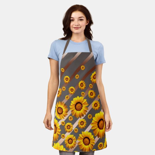灰色の茶色の花に美しい黄色のストライプ花 エプロン (着用した状態)