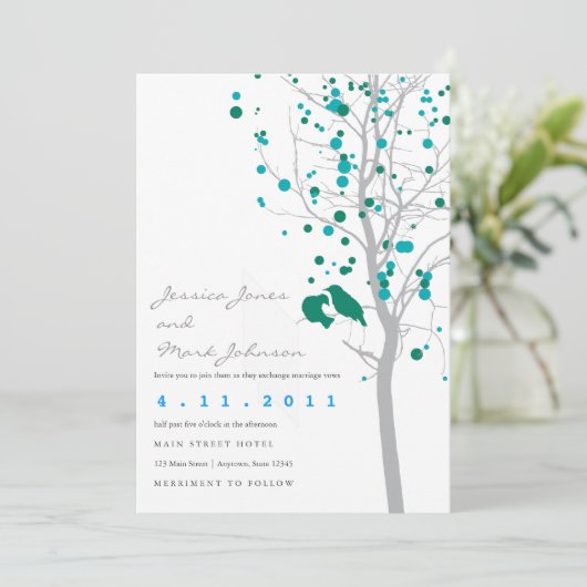 灰色の葉が付いている木の孔雀青愛鳥 招待状 (スタンド正面)