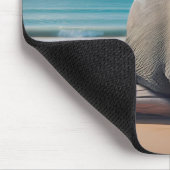 灰色の象とマウスのビーチログ マウスパッド (コーナー)