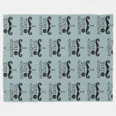 灰色の青い口ひげ質問の父の日 フリースブランケット (正面(横))