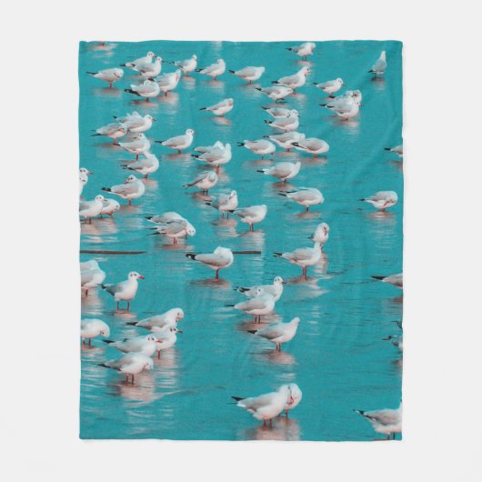 灰色の鳥の群れ フリースブランケット (正面)